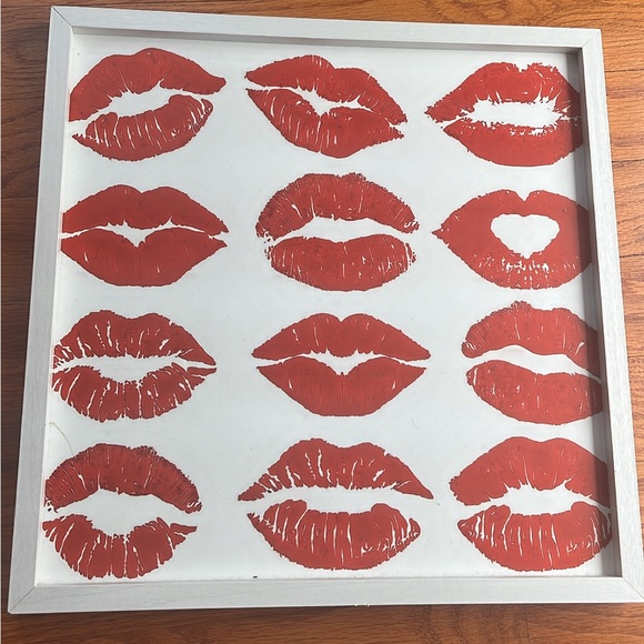 Red Trendy Mixtile Picture Frames